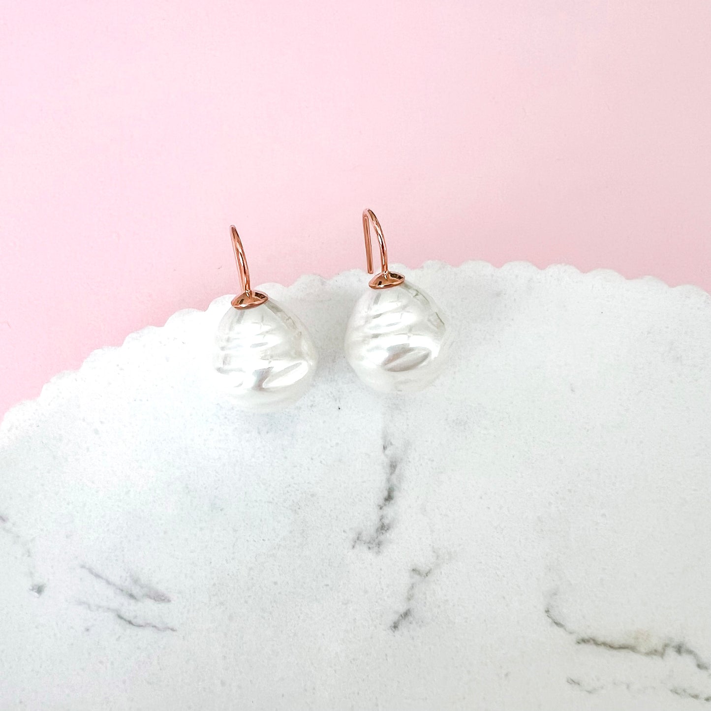 Medium Spanish Pearl Earrings - Ivory / Rose Gold