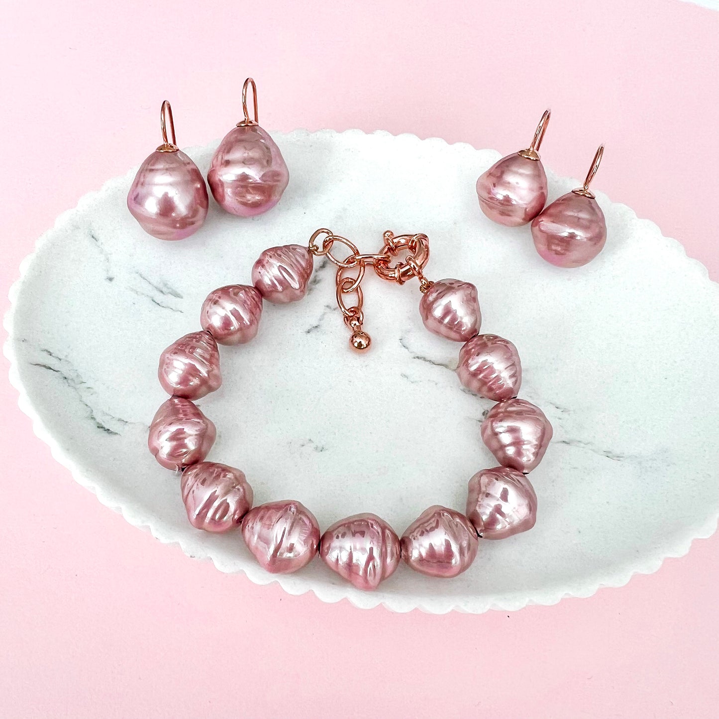 Large Spanish Pearl Earrings - Mauve / Rose Gold