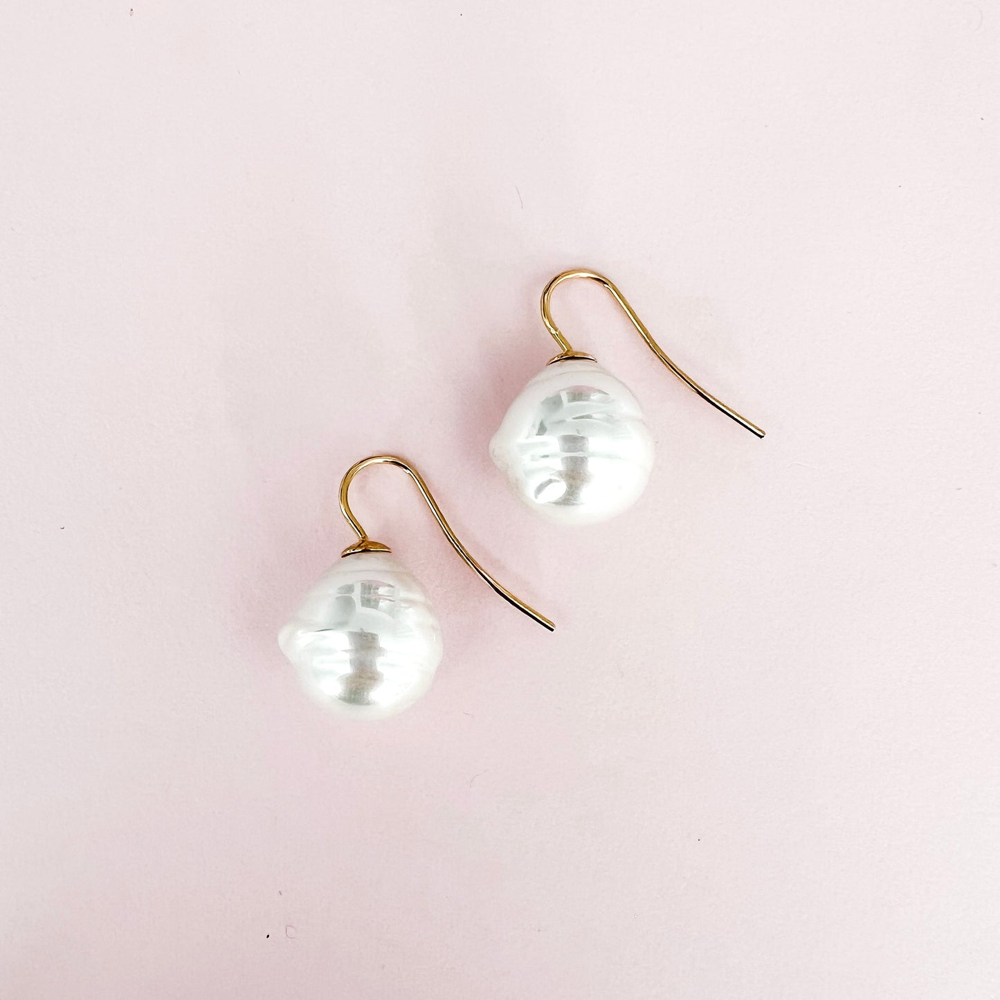 Medium Spanish Pearl Earrings - Ivory / Gold