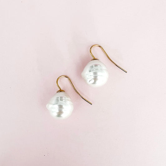 Medium Spanish Pearl Earrings - Ivory / Gold