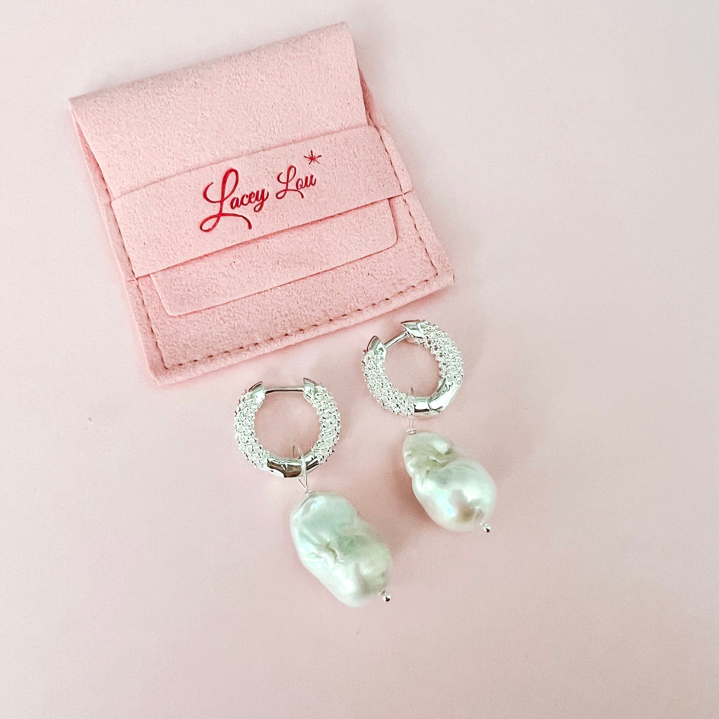 Patterned Hoop Baroque Pearl Earring