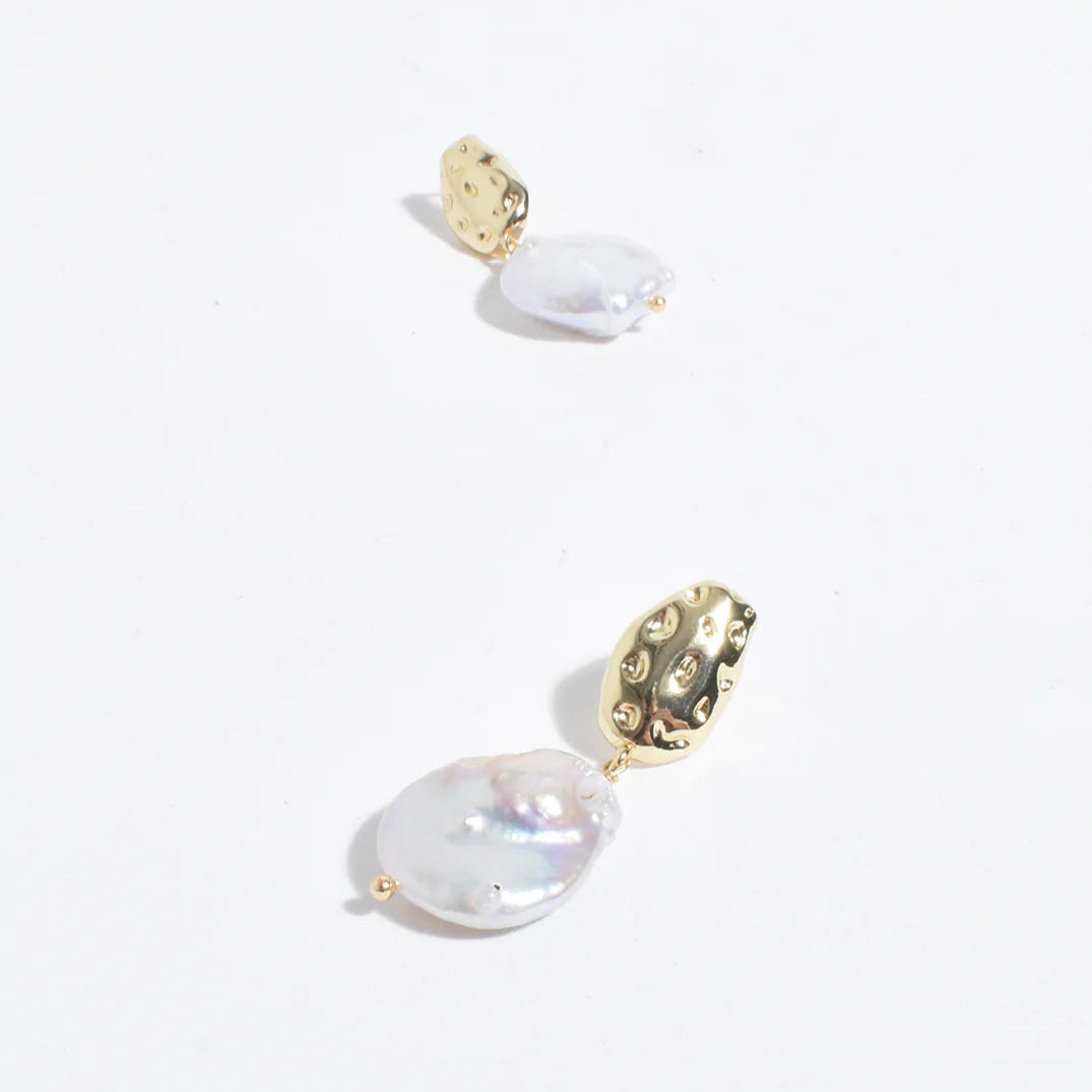 Gold Freshwater Pearl Drop Earring