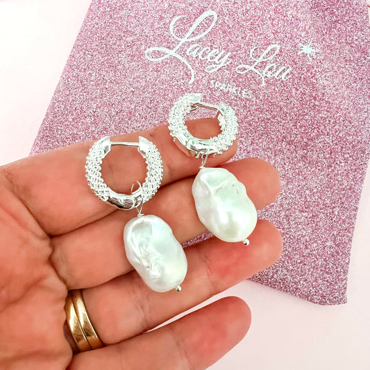Patterned Hoop Baroque Pearl Earring