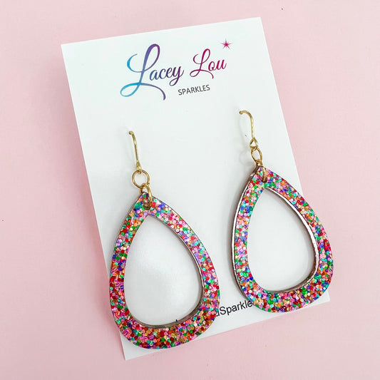 “Wendy” Straberry Confetti Teardrop Acrylic Dangle Earrings